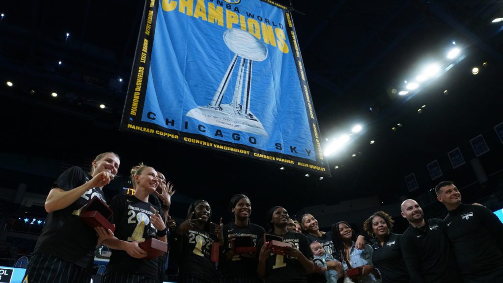 Sld Sky Championship Ceremony Banner And Rings